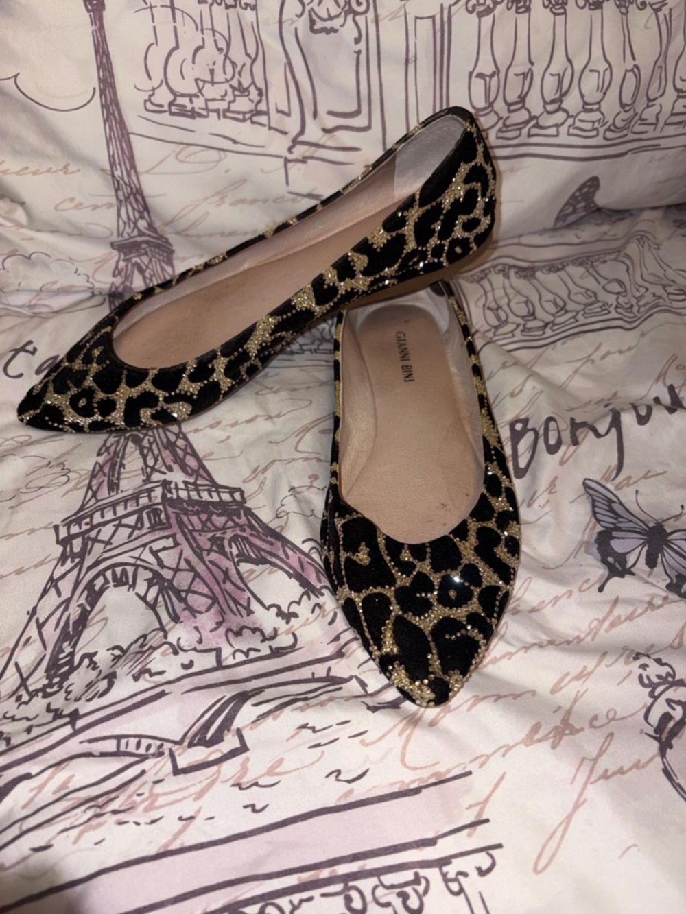 Gianni Bini Black and Gold Leopard Pointed Flats